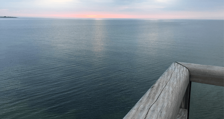 deutschland-in-der-ostsee-surfen-surfhotel-bretterbude-05