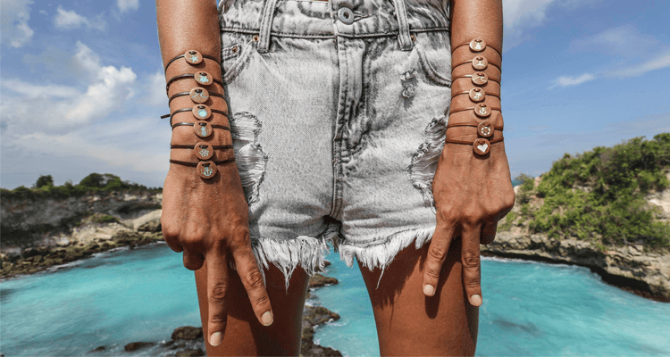 schmuck-fuer-surfer-float-armbaender