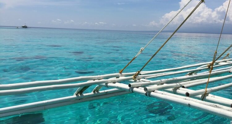 5 Gründe warum du in den Philippinen surfen solltest.