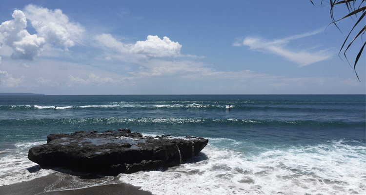 surfen-im-juni-indonesien
